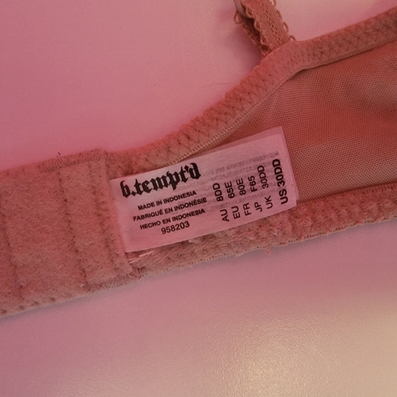 b.tempt'd by Wacoal B.captivating Underwire Push up Bra - Picture 3 of 3